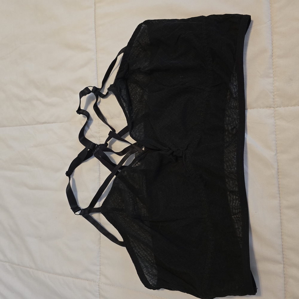 Black Strappy Women's Bralette